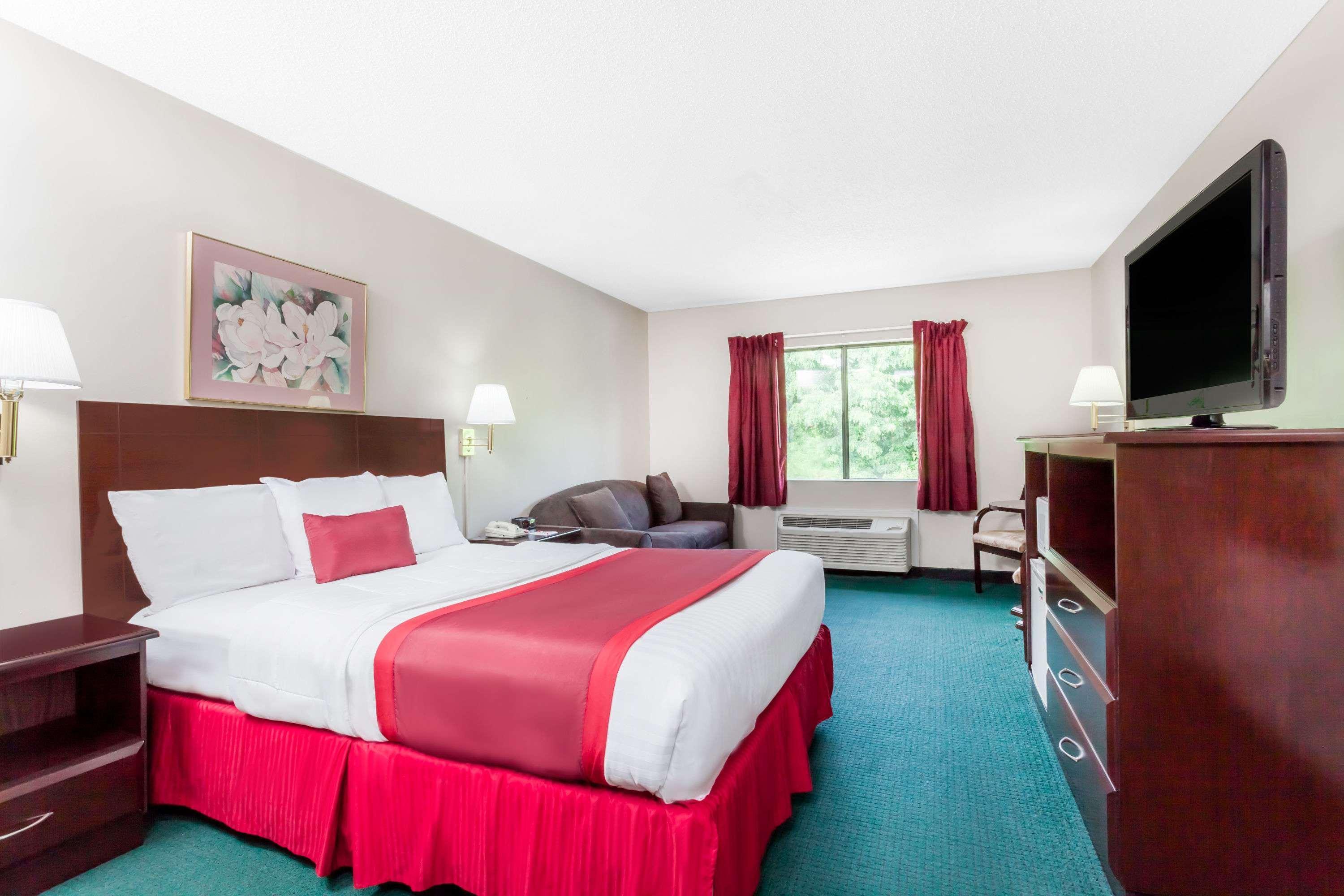 Ramada By Wyndham Tell City Exterior foto